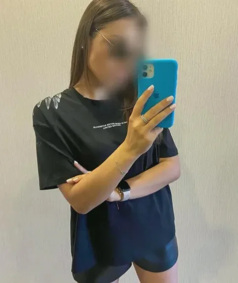 Aleksandra, 27