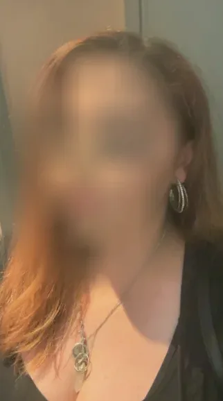 Ayesha, 24