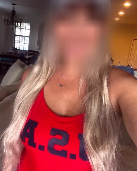 Eleri, 38