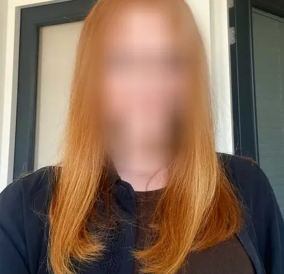 Ella, 27