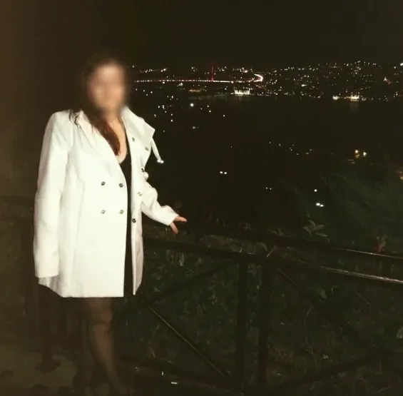 Skye, 32